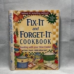 Fix It Forget It Feasting Slow Cooker Cookbook 800+ Recipes Tips 284 Pages VG